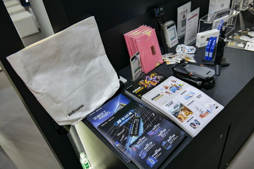 致態攜存儲卡新品亮相，為無人機與運動相機打造專業存儲解決方案